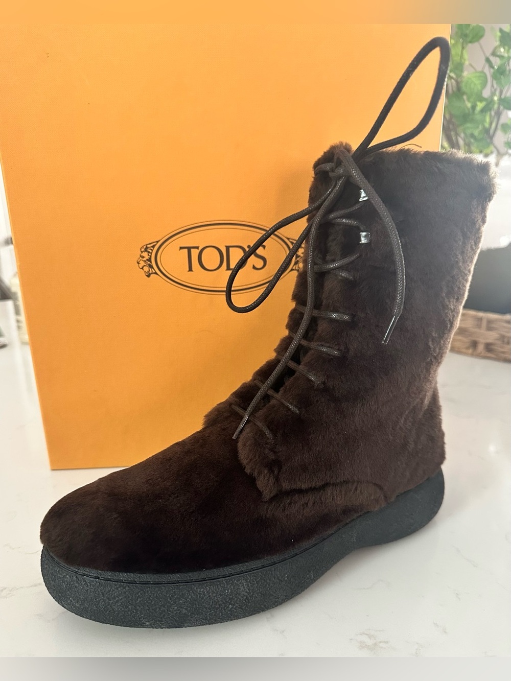 TOD'S Women’s WG Fur Lace-Up Ankle Boot in Chocolate Size 38.5 US 8 $1385